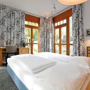 Waldperlach By Blattl Hotel München
